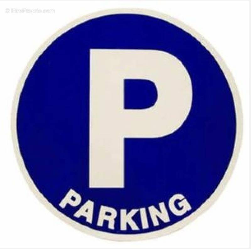 Parking à AUBERVILLIERS