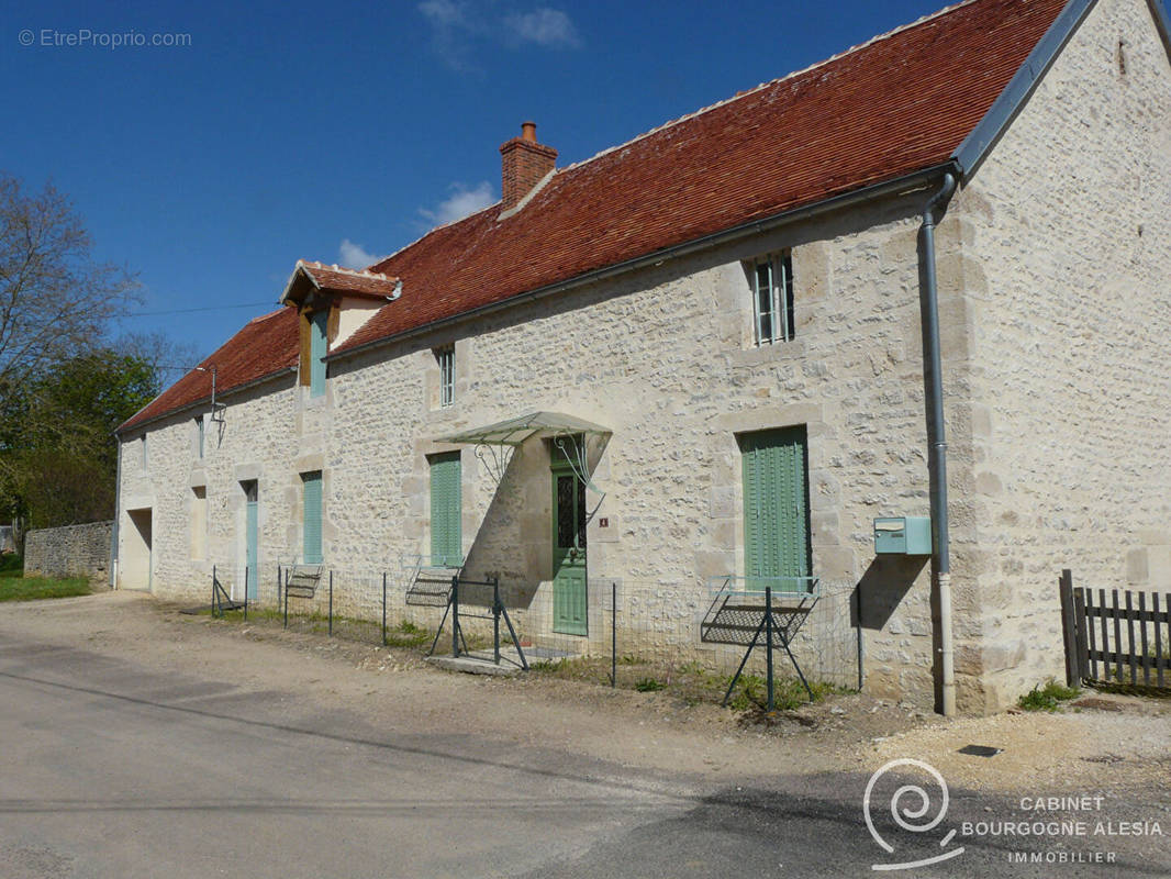 Maison à VENAREY-LES-LAUMES