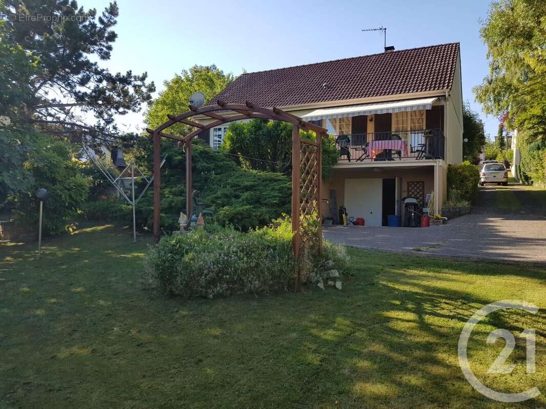 Maison à DAMPMART