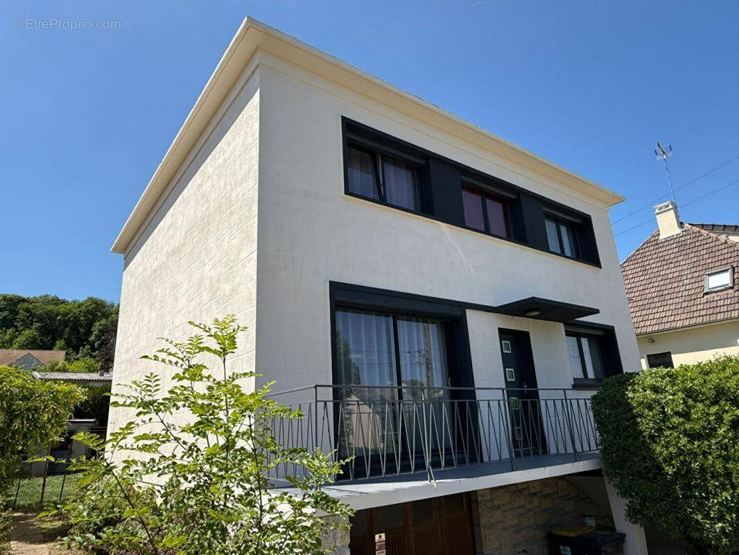 Maison à L&#039;ISLE-ADAM