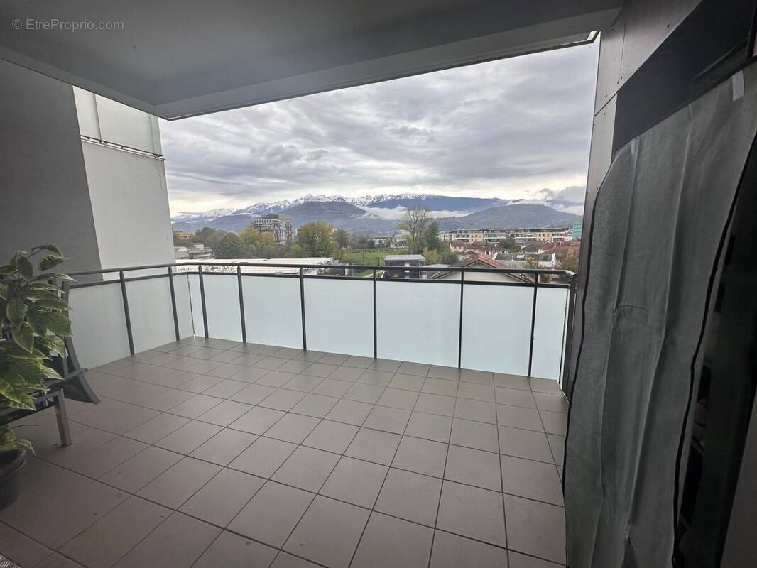 Appartement à ECHIROLLES