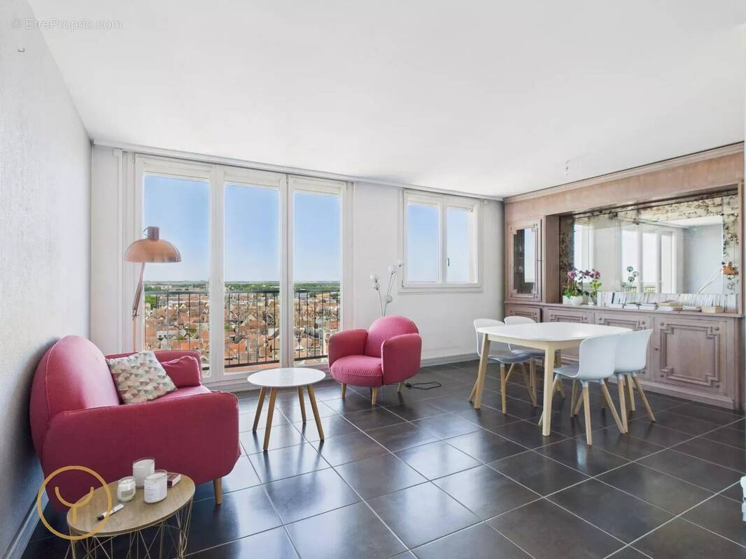 Appartement à TROYES