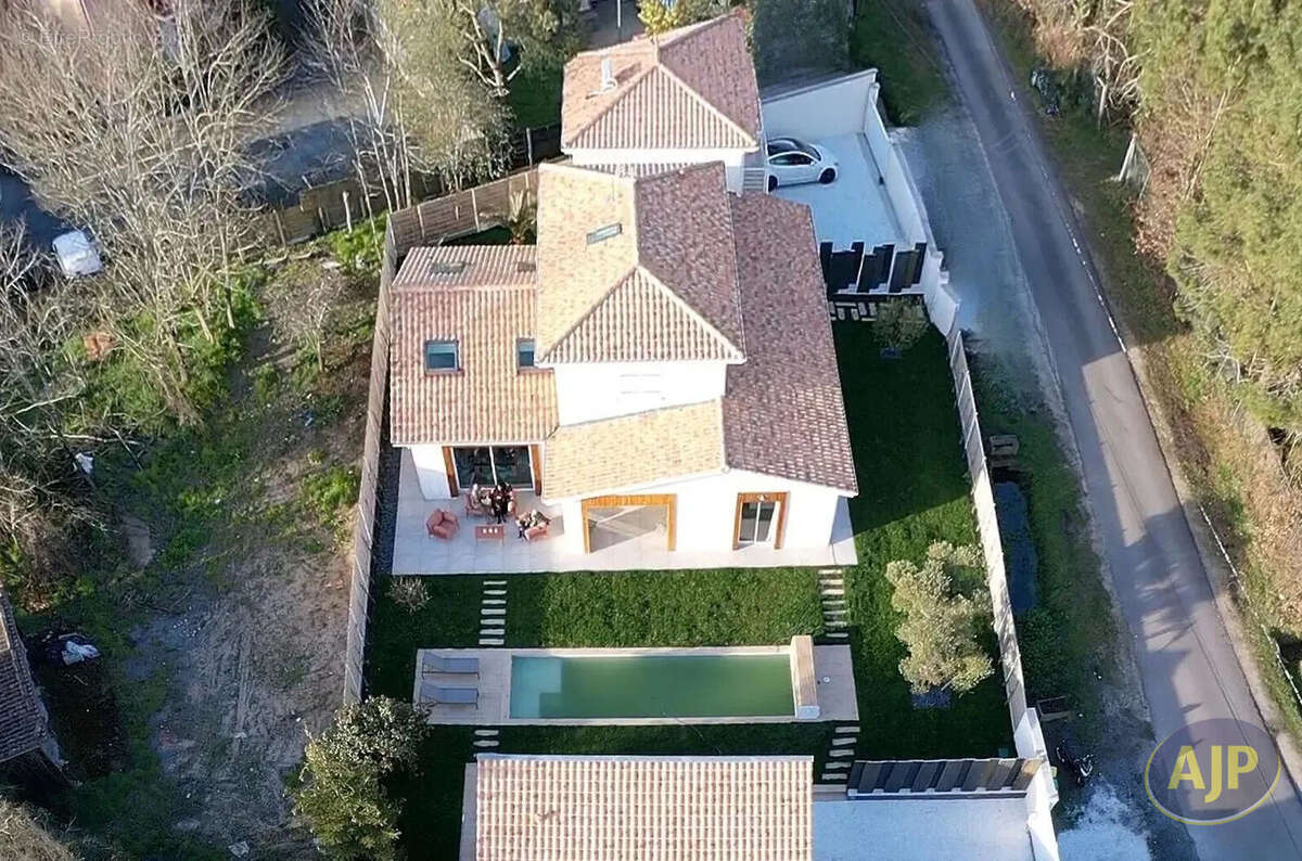 Maison à LEGE-CAP-FERRET