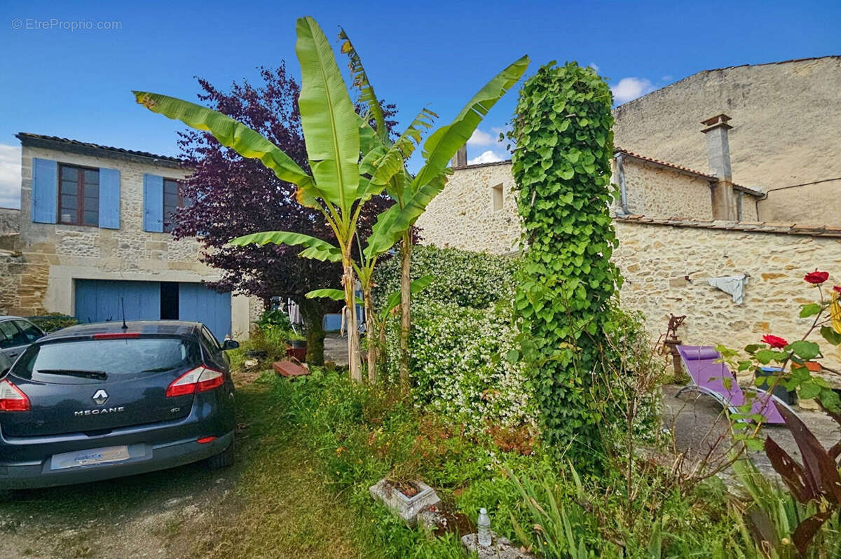Maison à SAINT-LAURENT-MEDOC