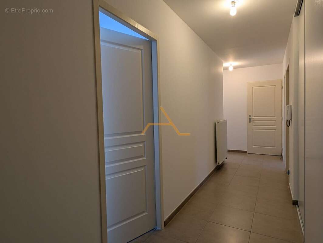 Appartement à DIEULEFIT