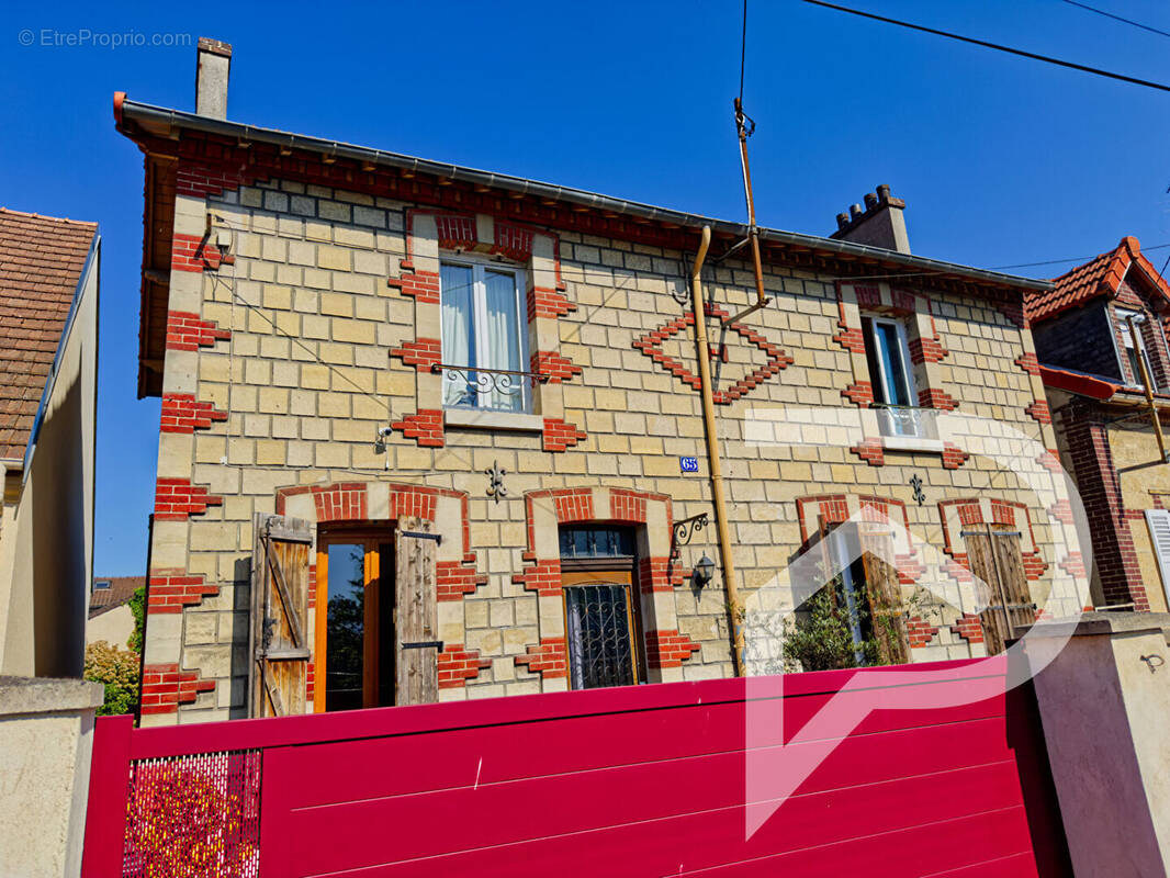 Maison à PERSAN
