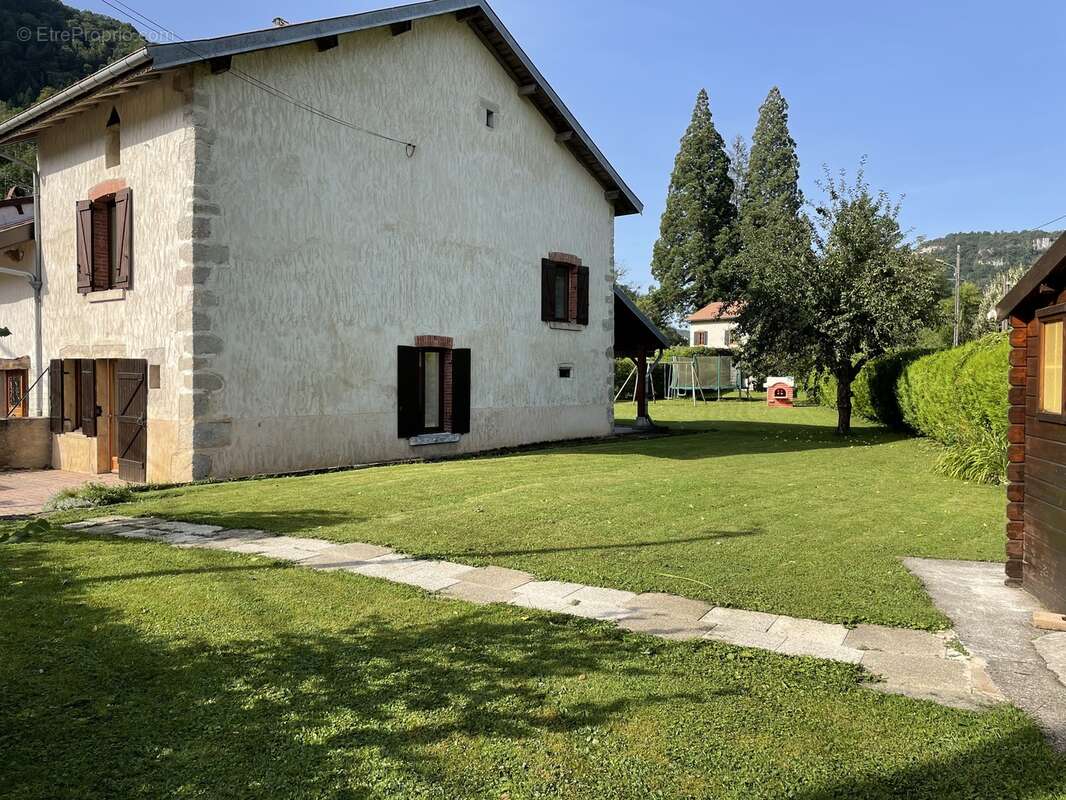 Maison à IZERNORE