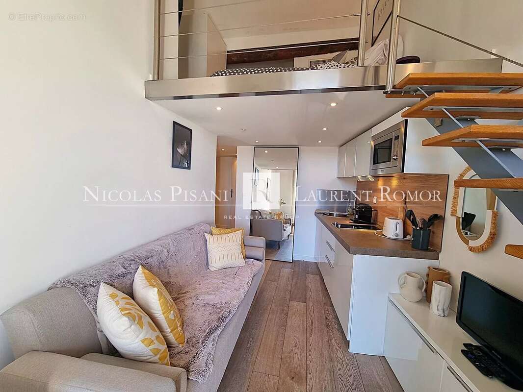 Appartement à VILLEFRANCHE-SUR-MER