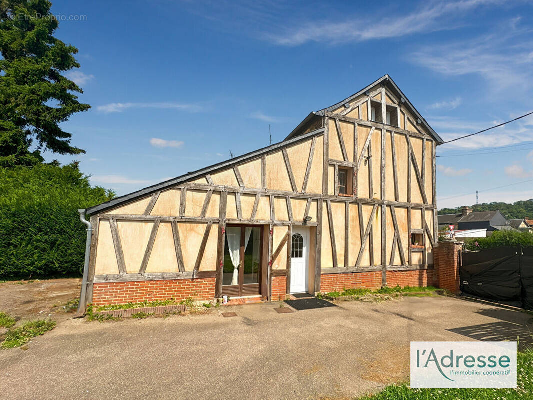 Maison à FLEURY-SUR-ANDELLE