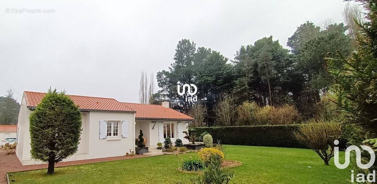 Photo 1 - Maison à LA CHEVROLIERE