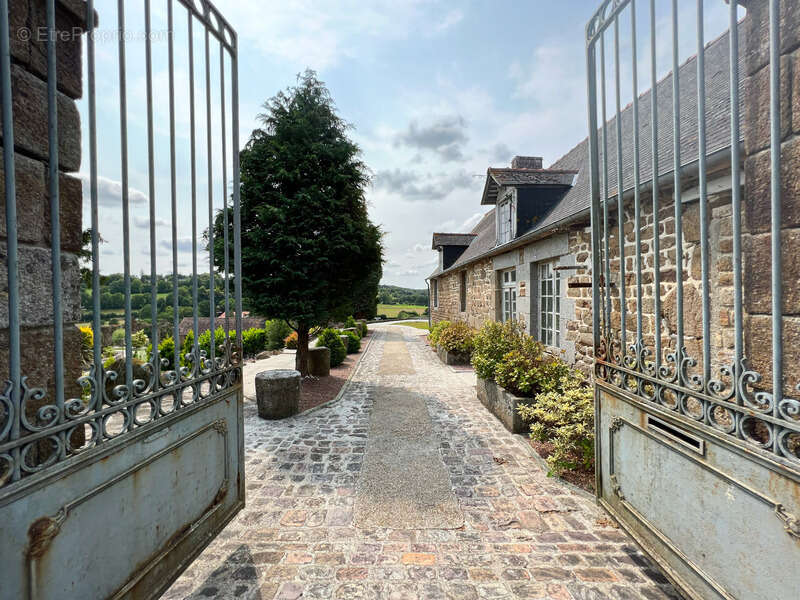 Maison à LONLAY-L&#039;ABBAYE