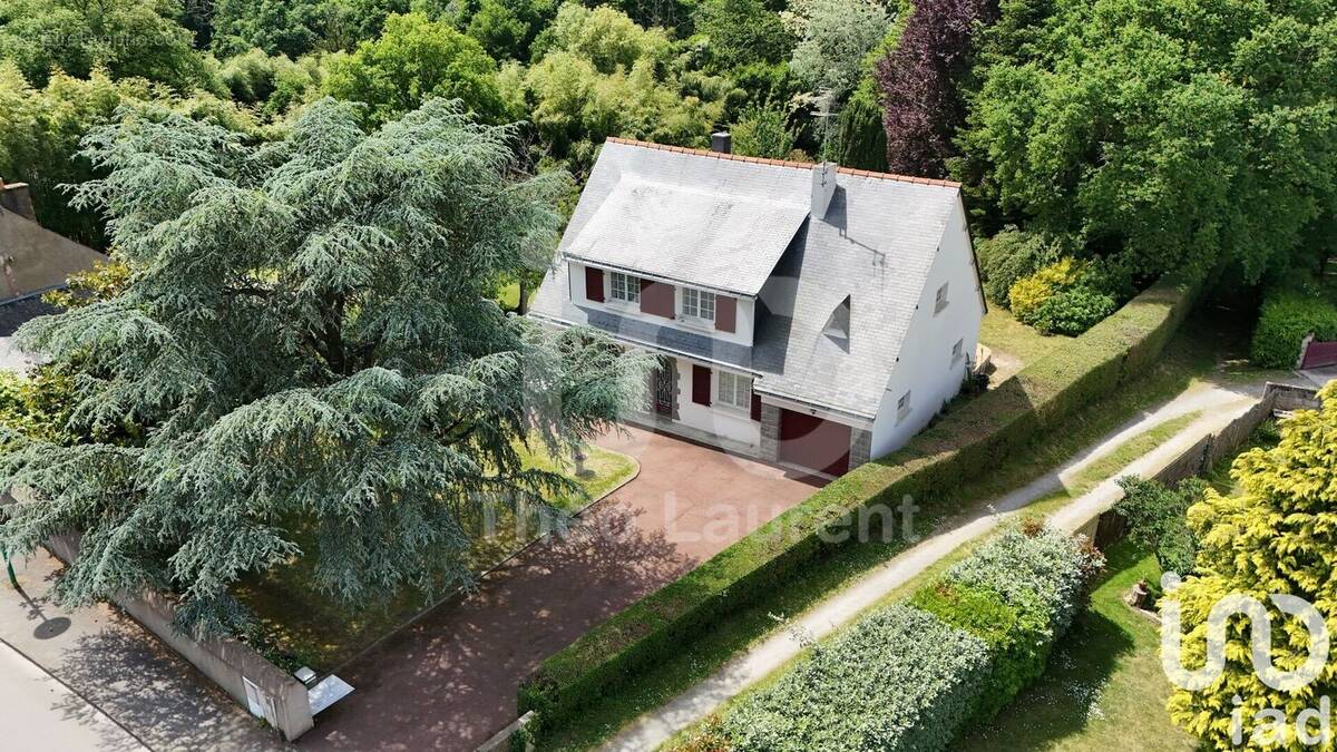 Photo 1 - Maison à LA CHAPELLE-LAUNAY