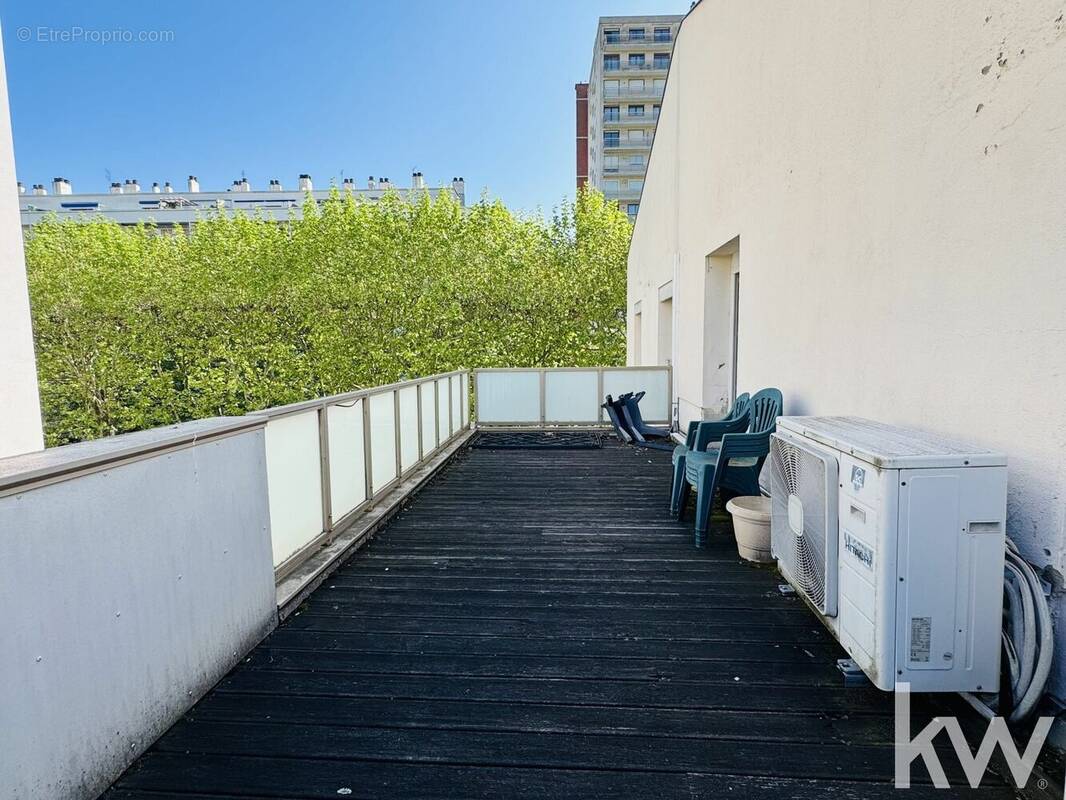 Appartement à SAINT-ETIENNE