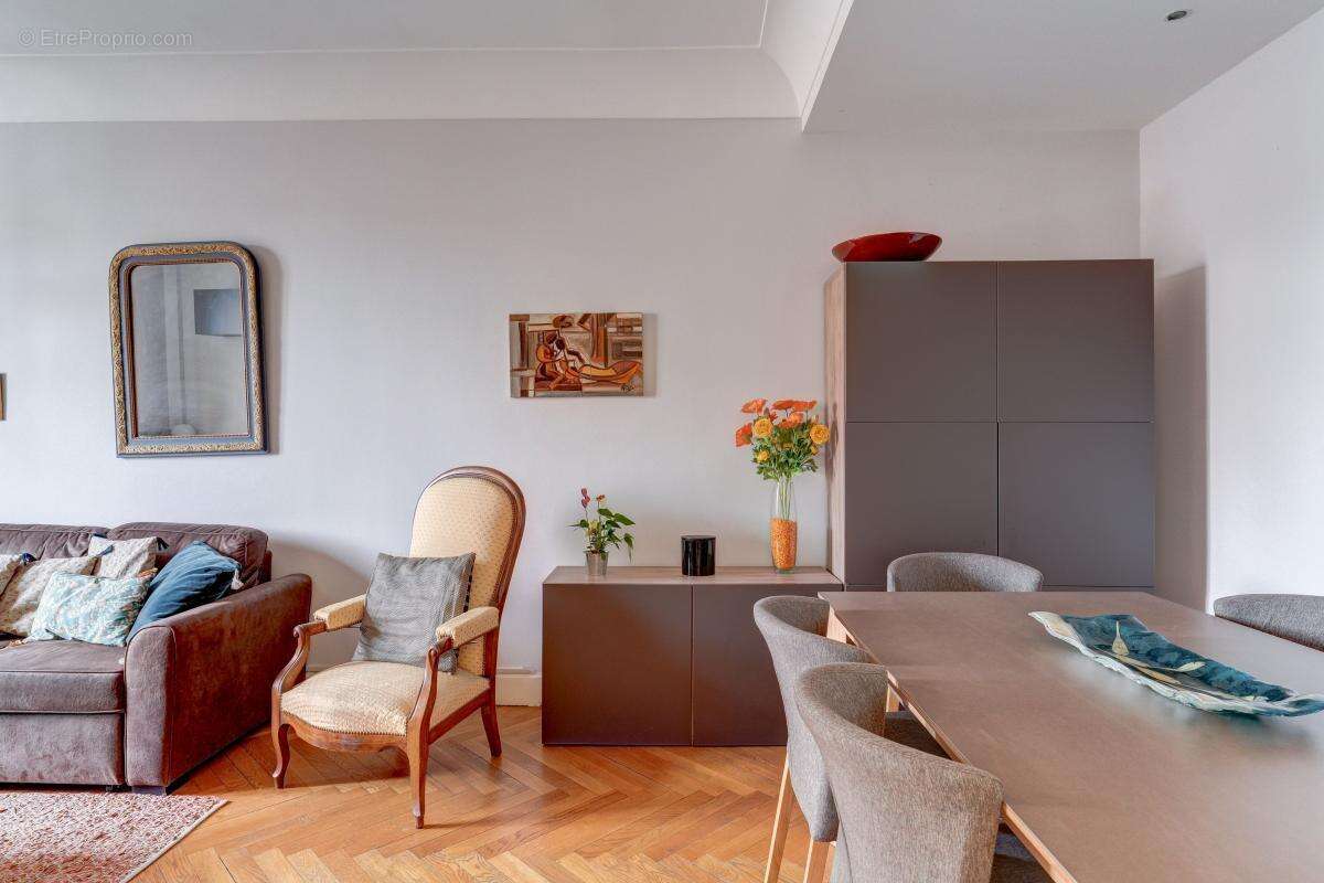 Appartement à LYON-6E