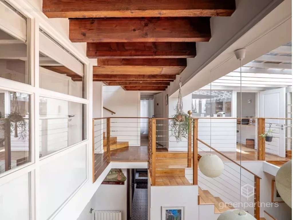 Maison à PARIS-14E
