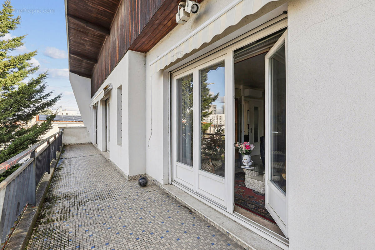 Maison à BRON