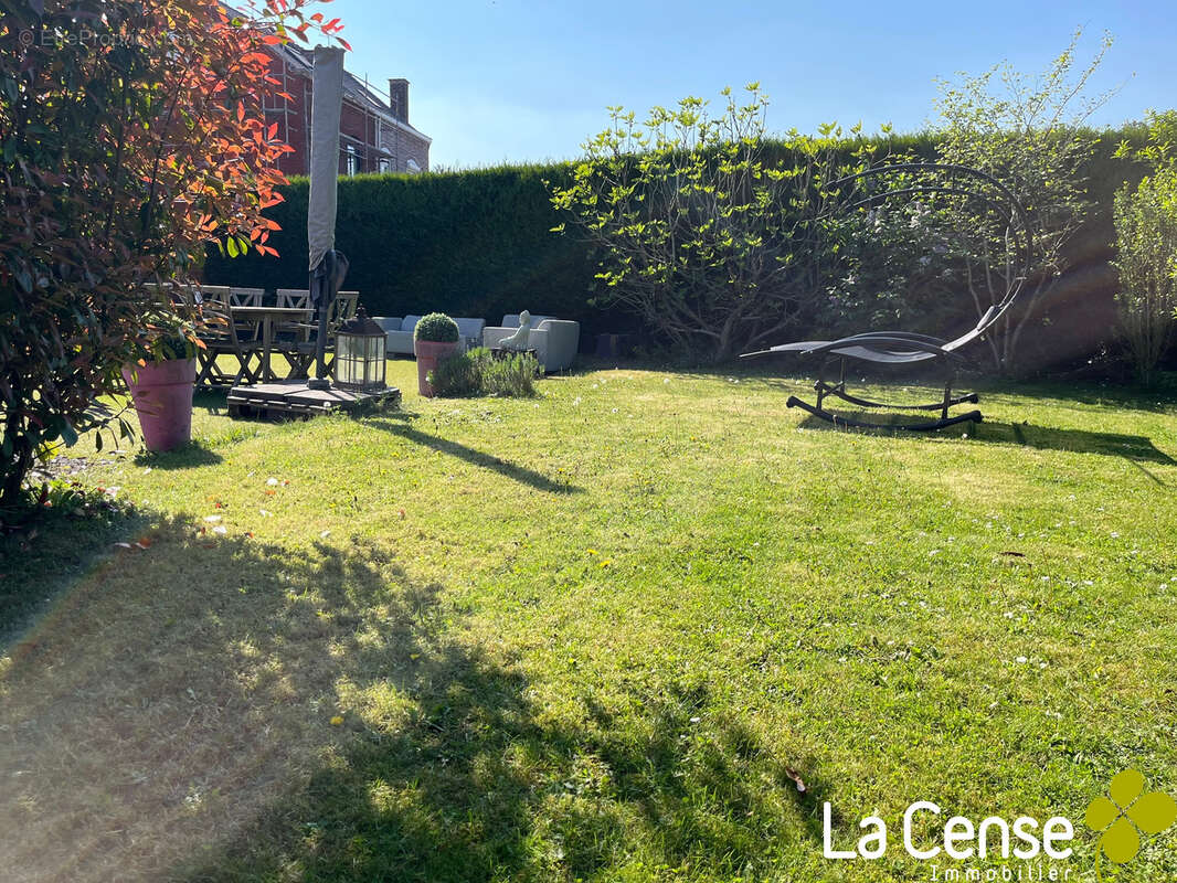 Maison à CHERENG
