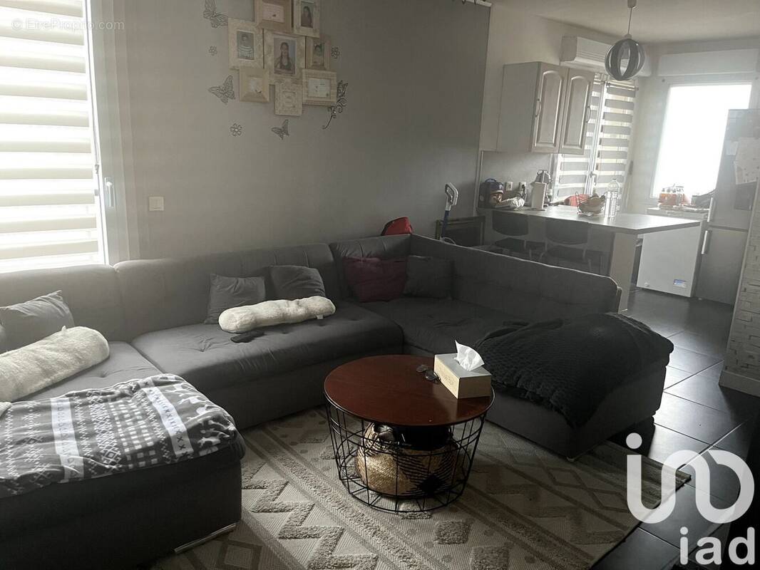 Photo 1 - Appartement à GRIGNY