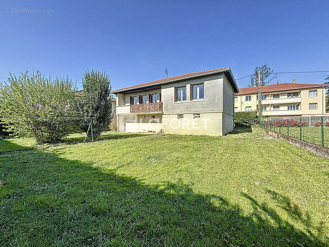 Maison à VILLARS-LES-DOMBES