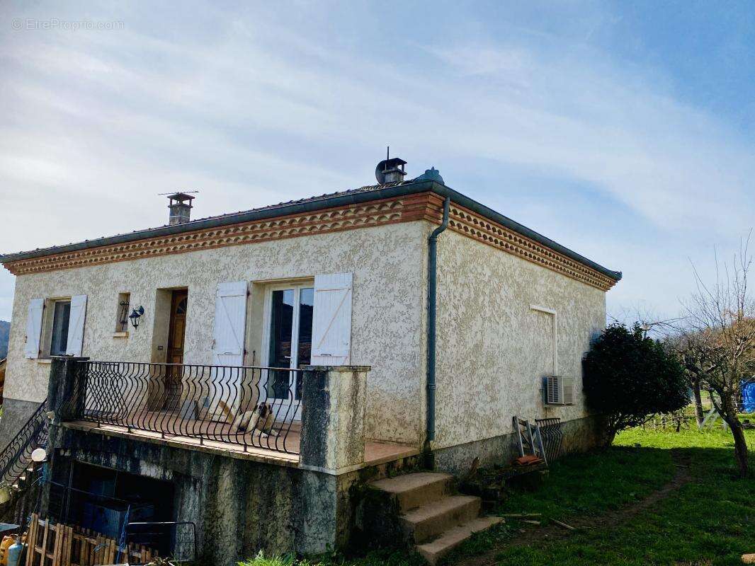 Maison à ROQUECOURBE
