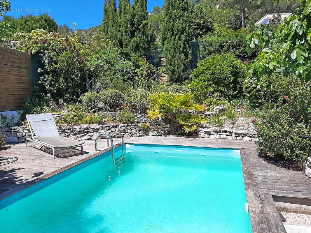 Maison à CARNOUX-EN-PROVENCE