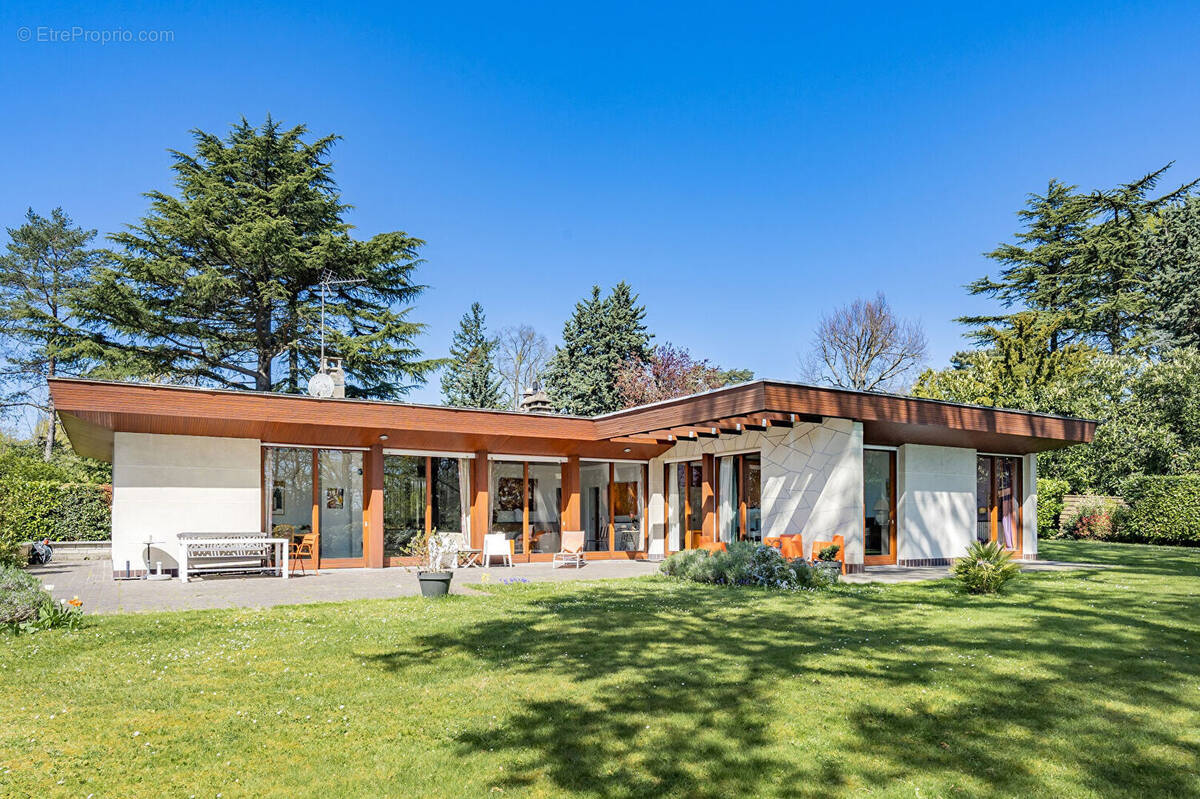 Maison à GARCHES