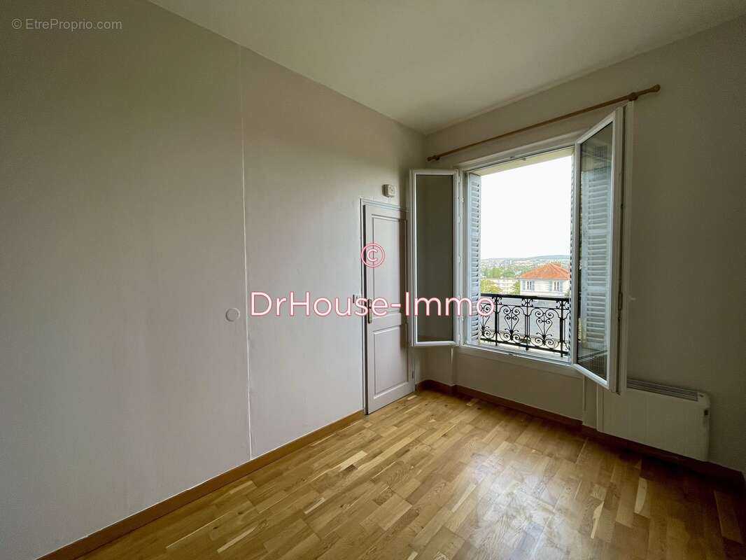 Appartement à EPONE
