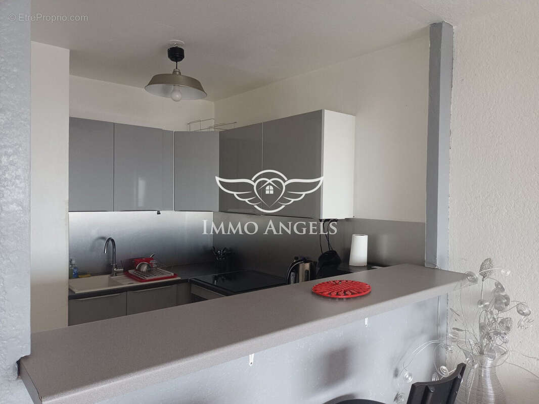 Appartement à MAUGUIO
