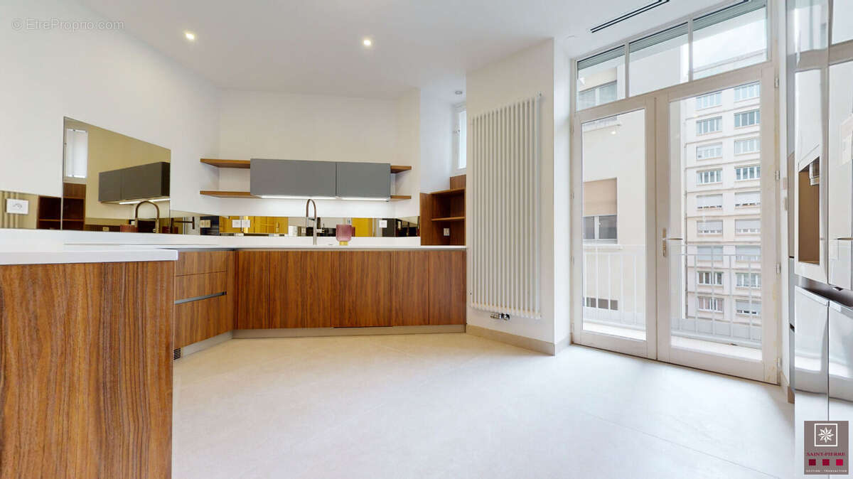 Appartement à LYON-6E