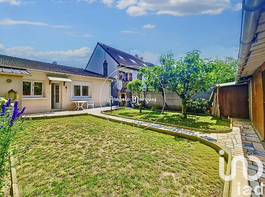 Photo 1 - Maison à CHENNEVIERES-SUR-MARNE