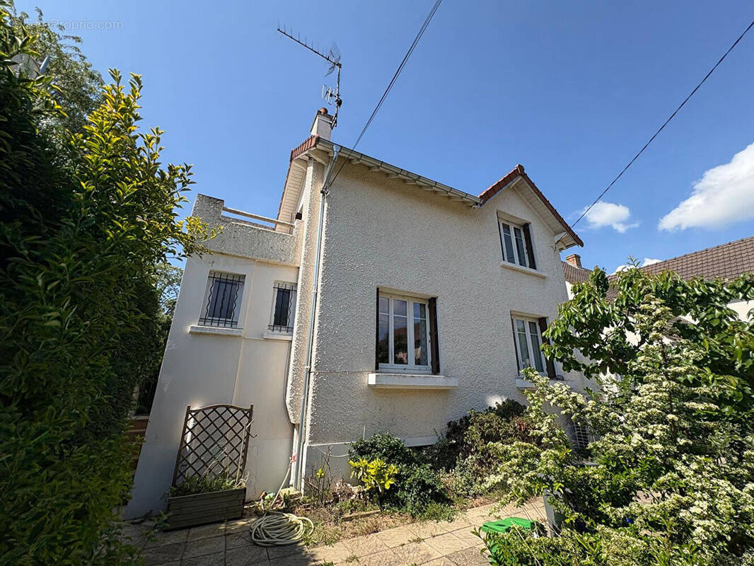 Maison à CONFLANS-SAINTE-HONORINE