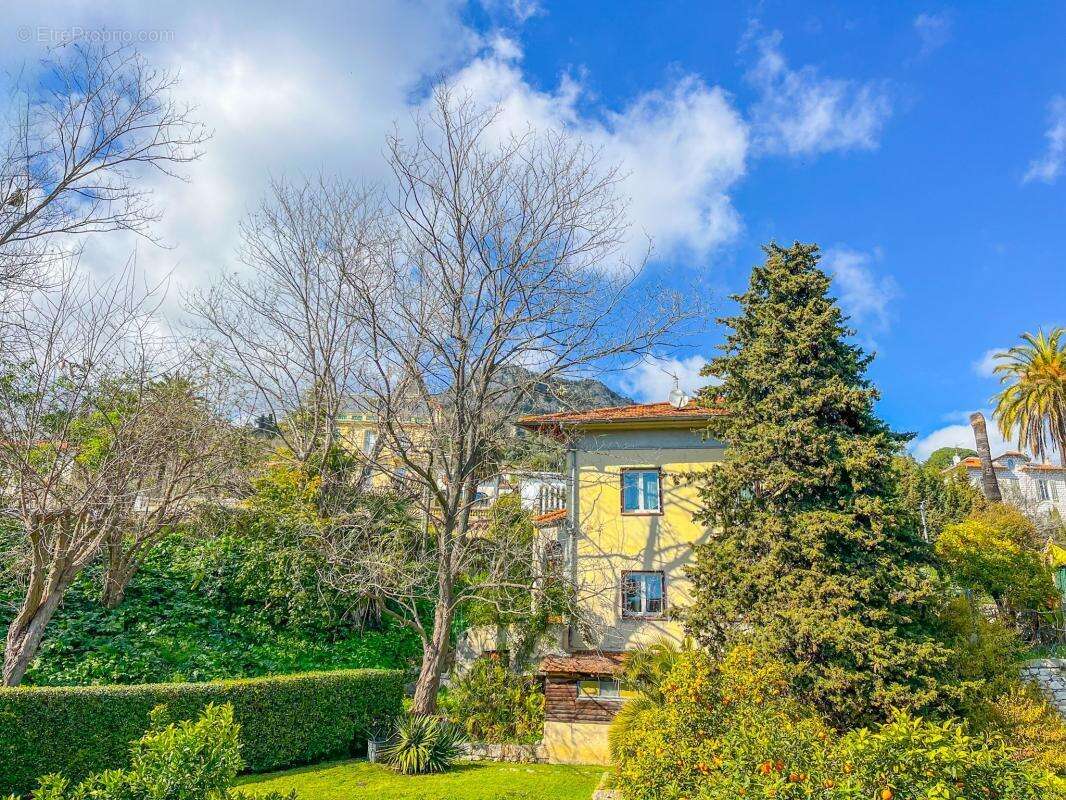 Appartement à VENCE