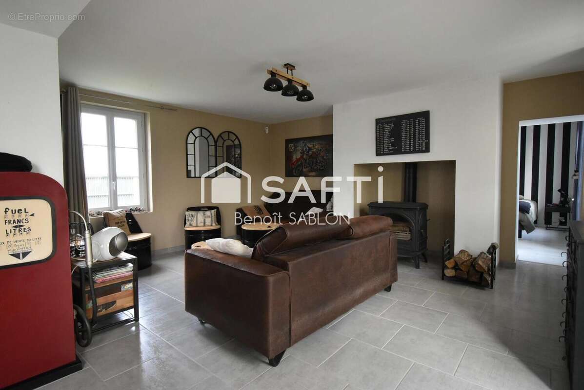 Photo 2 - Maison à SAINT-ROMAIN-DE-COLBOSC