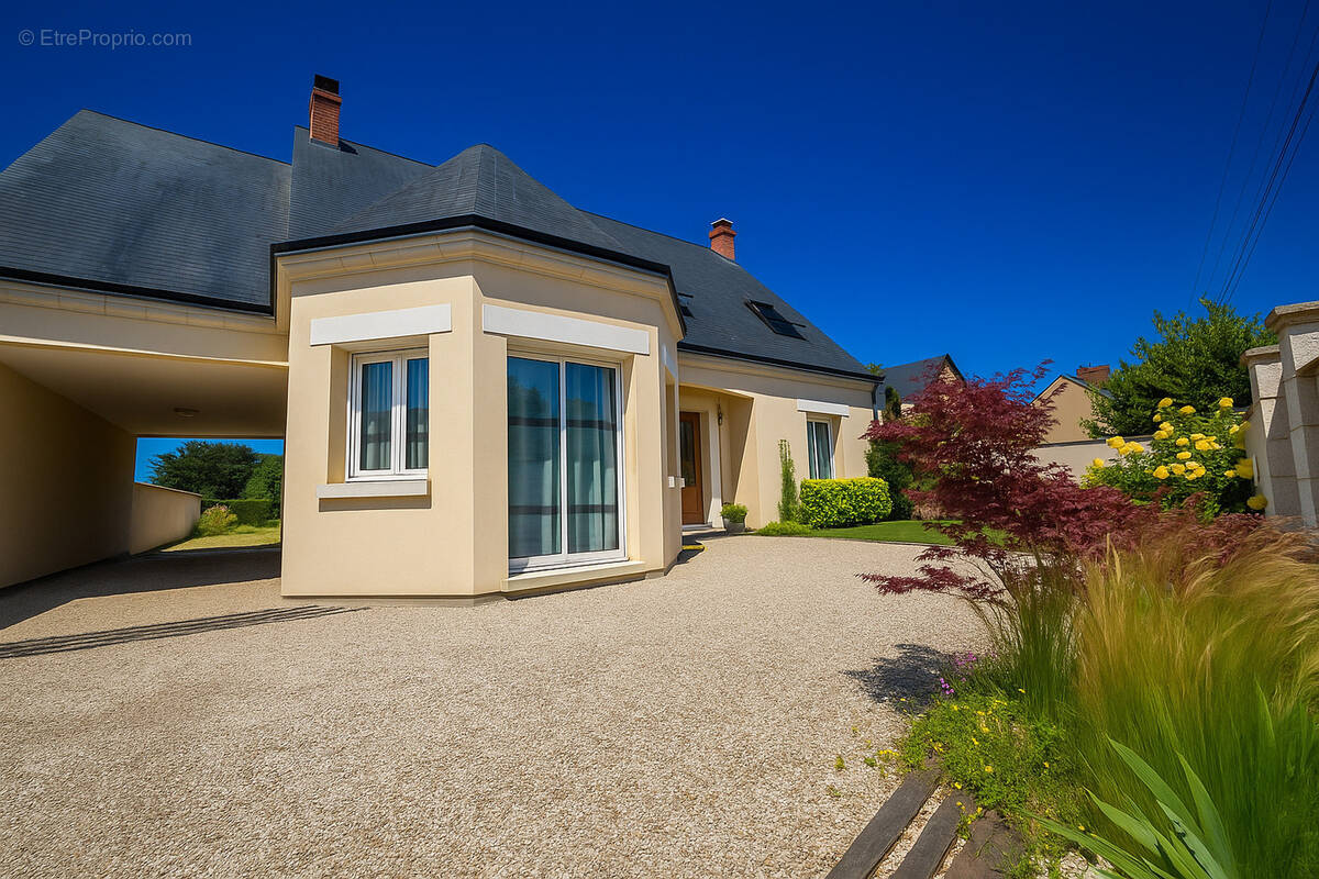 Maison à CHECY