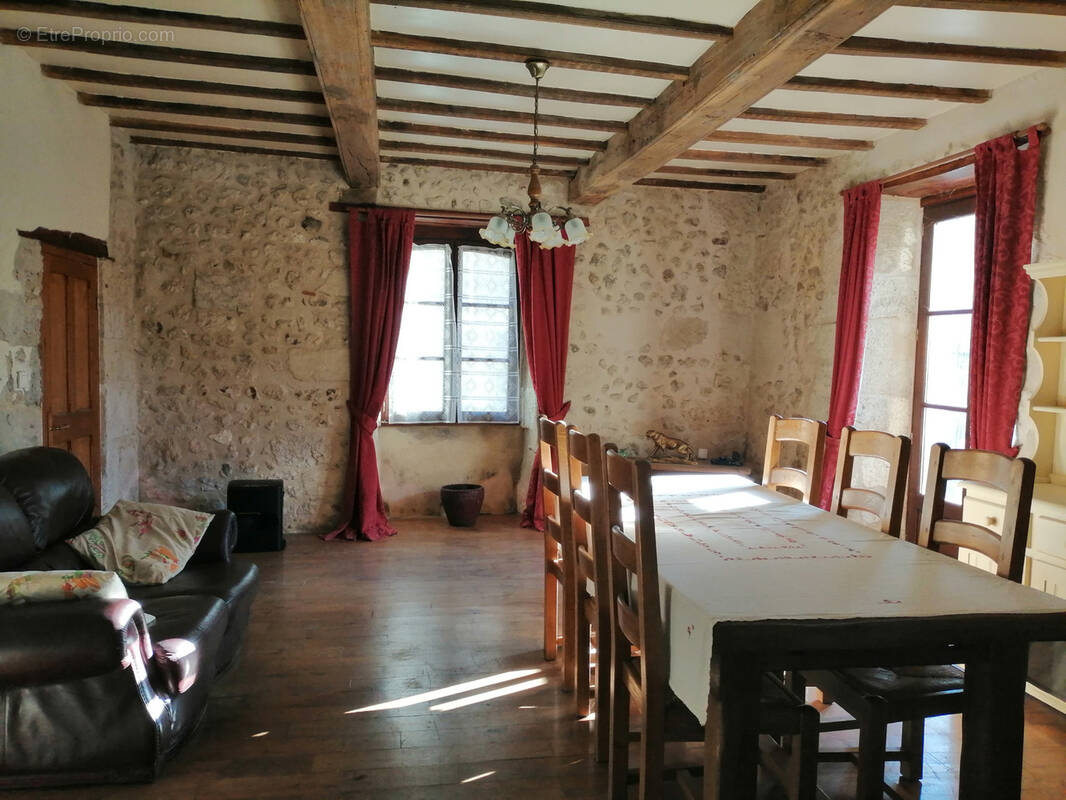 Maison à SAINT-SEVERIN