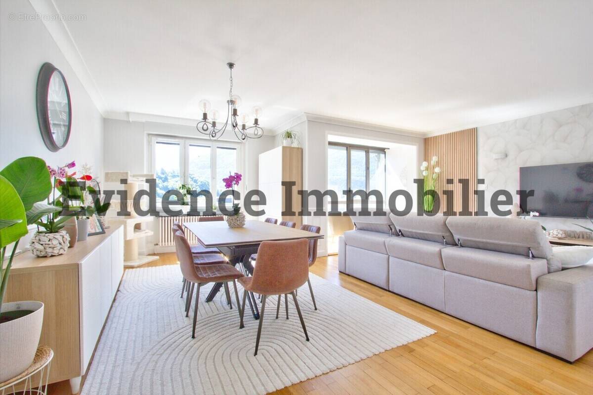 Appartement à ALBERTVILLE