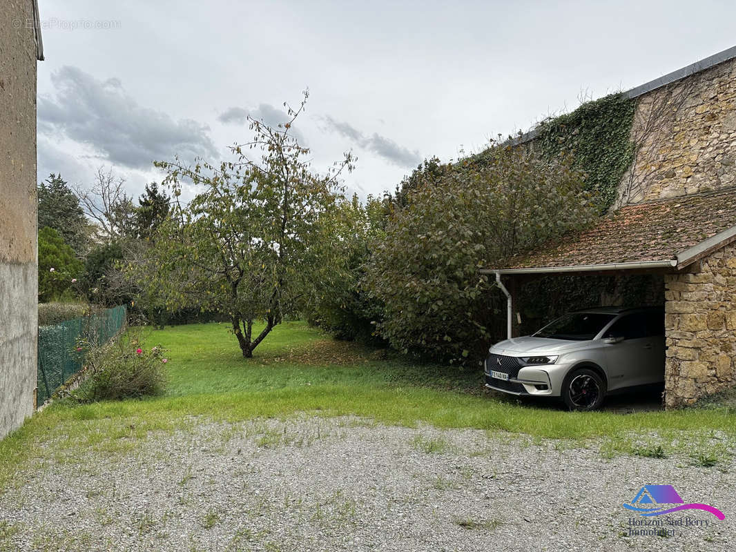 Terrain  - Maison à CHATEAUMEILLANT