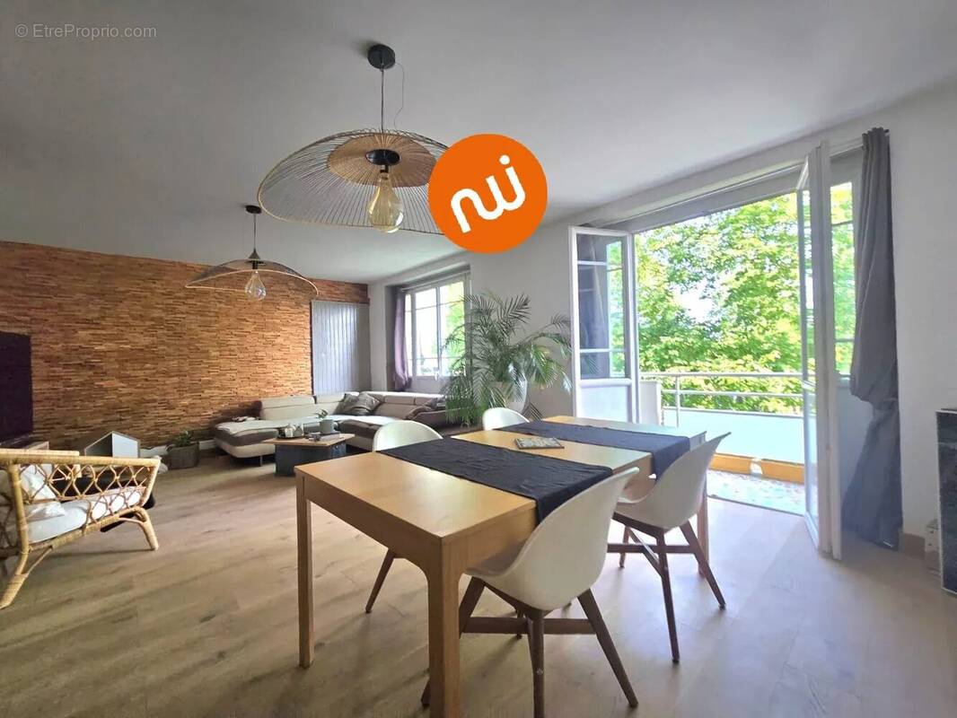 Appartement à TASSIN-LA-DEMI-LUNE