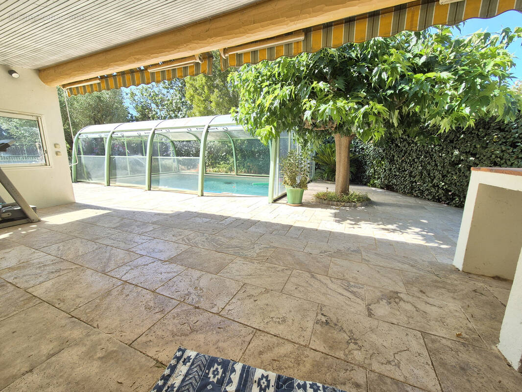 Maison à HYERES