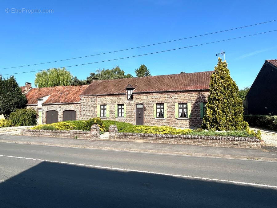 Maison à FLINES-LES-MORTAGNE