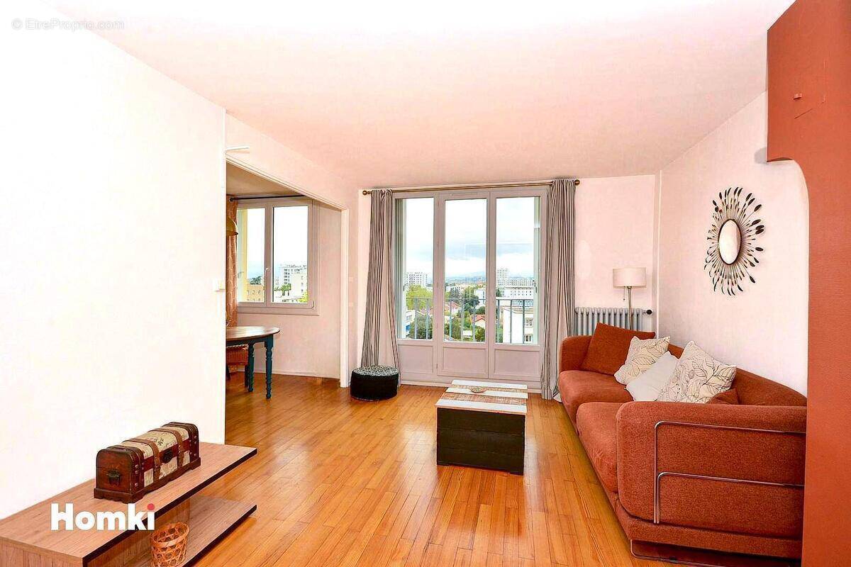 Appartement à LYON-8E
