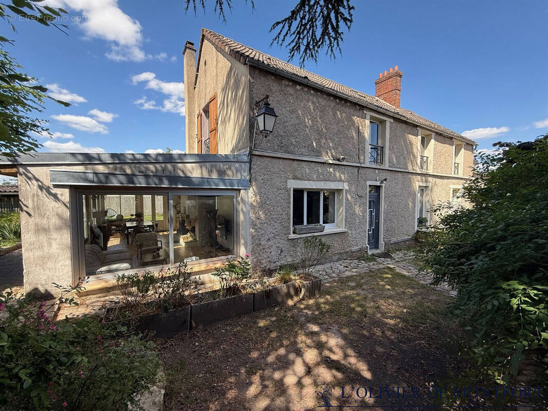 Maison à MONTFORT-L&#039;AMAURY
