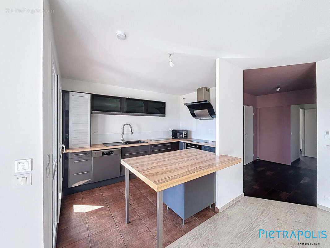 Appartement à DIVONNE-LES-BAINS