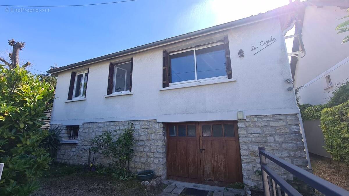 Maison à MONTIGNY-LES-CORMEILLES