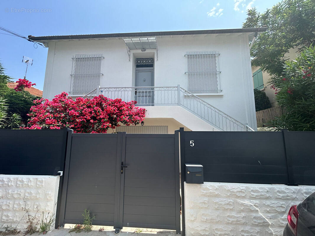 Maison à MARSEILLE-9E