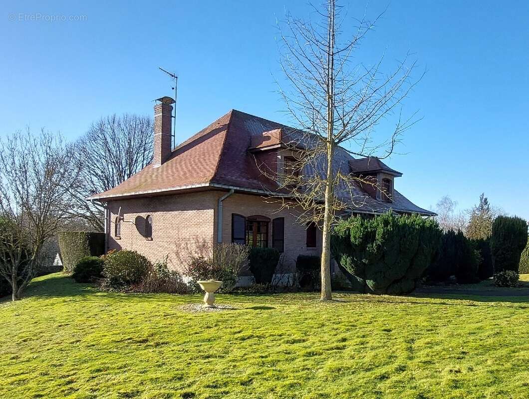 Maison à REBREUVE-RANCHICOURT