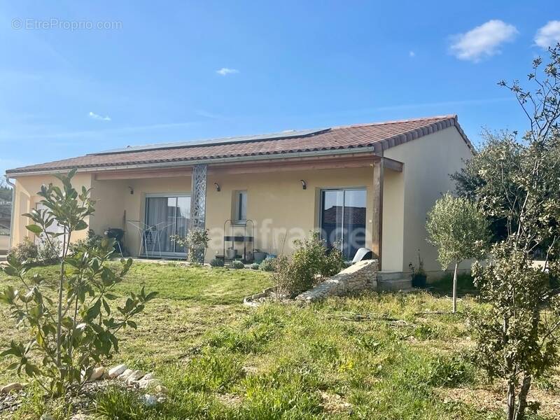 Maison à SAINT-SATURNIN-LES-APT