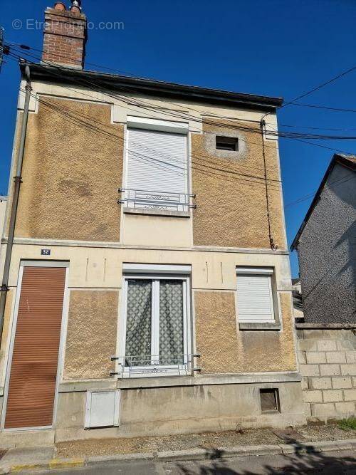 Maison à ROMILLY-SUR-SEINE