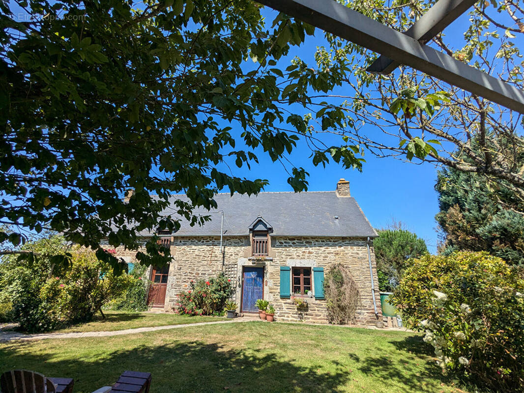 Maison à PLUMIEUX