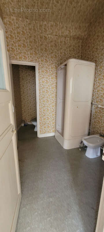 Appartement à AYEN